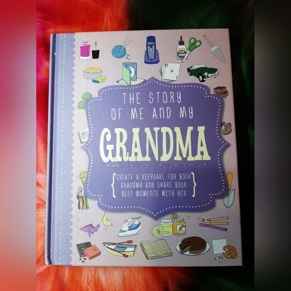 The Story of Me and My Grandma Keepsake Book